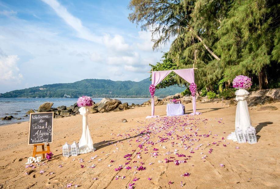 A same-sex wedding on Phuket, welcomed and planned by Unique Phuket.