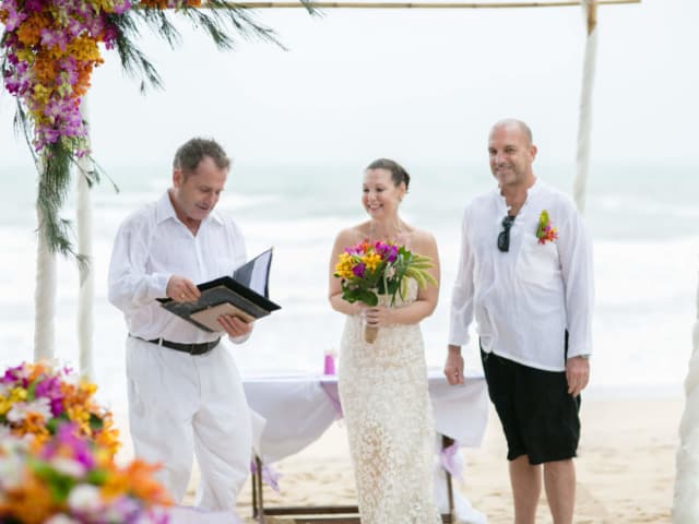 Marriage Celebrant Beach Vow Renewal Phuket Thailand