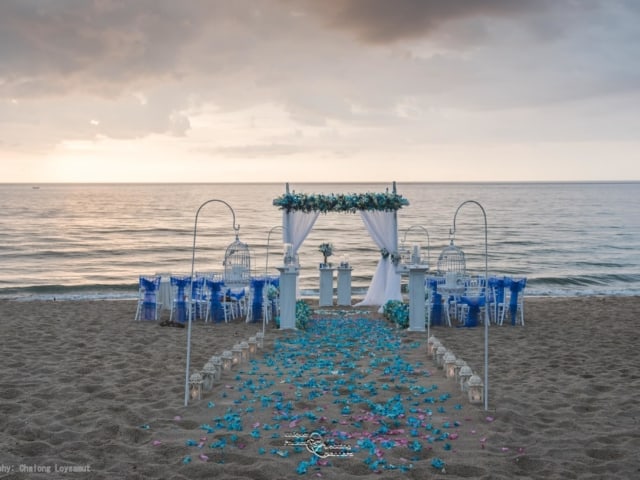 Phuket Beach Wedding Vow Renewal (36)