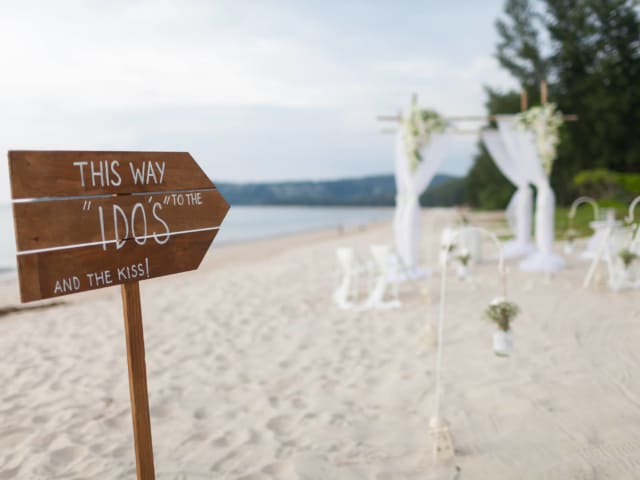 Phuket Romantic Beach Marriage Ceremony (1)