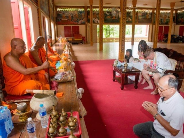 Thai Monks Blessing (8)