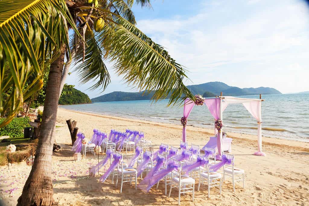 Phuket Wedding on the beach