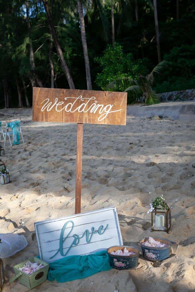 Tina-Tim-Beach-Wedding-Vow-Renewal-2nd-Jan-2020-on-Hua-Beach-11