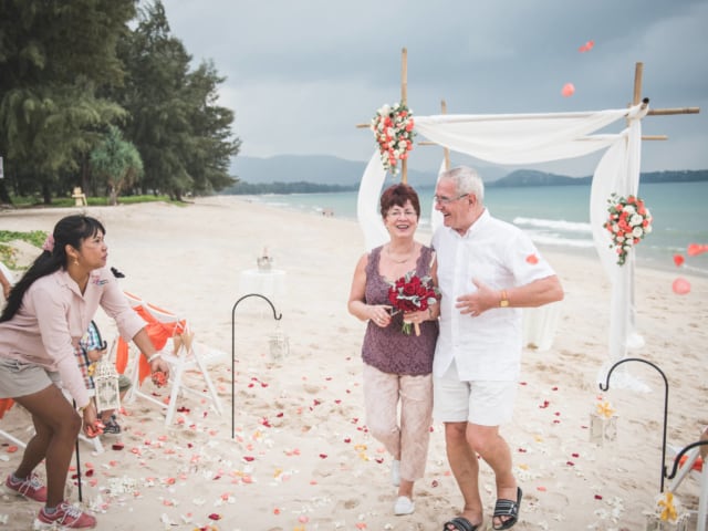 Beach Wedding Phuket Thailand Unique Phuket Wedding Planners, Chaloem Ton Loysamut 2 (275)