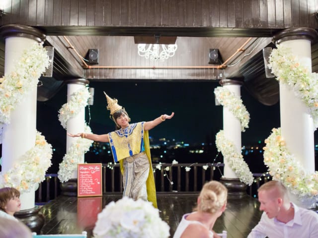 Unique Phuket Wedding Planners - Toom Thai Dancing