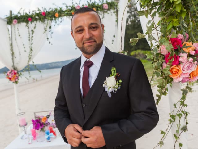 Beach Wedding Phuket (13) Beach Wedding Phuket (13)