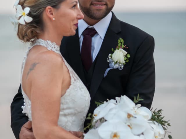 Beach Wedding Phuket (41) Beach Wedding Phuket (41)