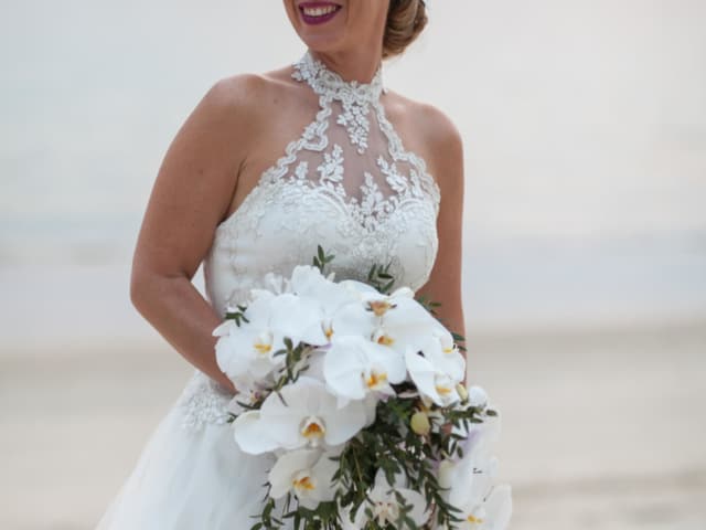 Beach Wedding Phuket (43) Beach Wedding Phuket (43)