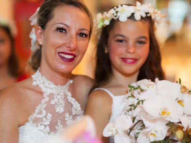 Beach Wedding Phuket (45) Beach Wedding Phuket (45)