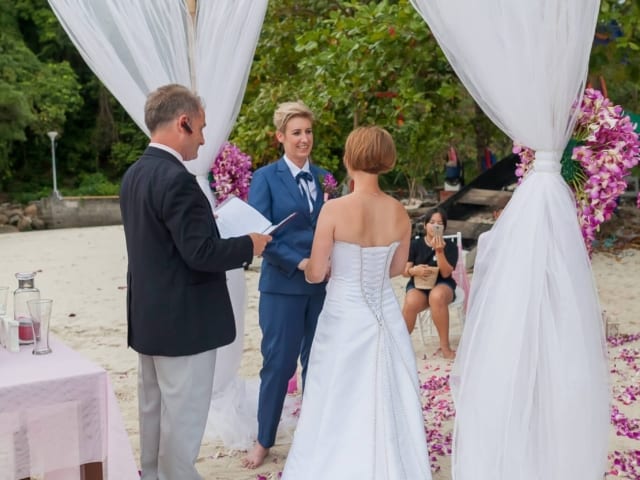 Phuket Beach Marriage Laura & Marie (6)