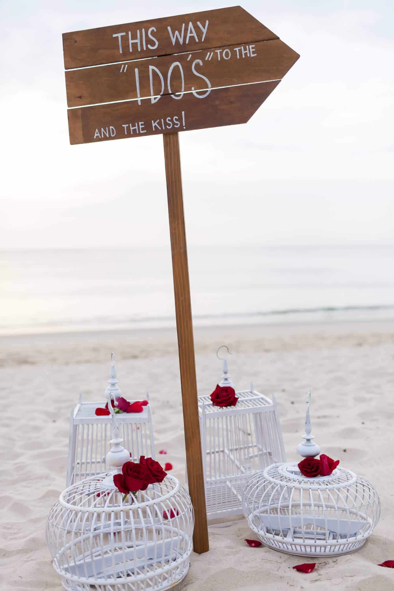 Phuket Romantic Beach Marriage Ceremony (33)