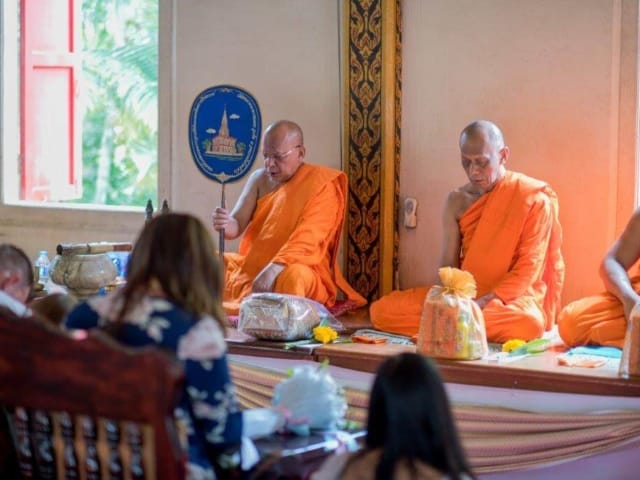 Thai Monks Blessing (9)